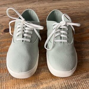 Time and Tru Women's Mint Green Casual Lace Up Sneakers Shoes - like new